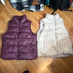 2 puffer vests